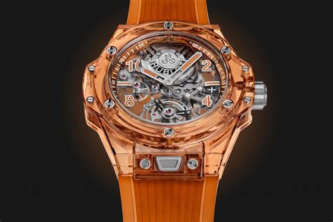 hublot vitre tournante|Hublot tourbillon.